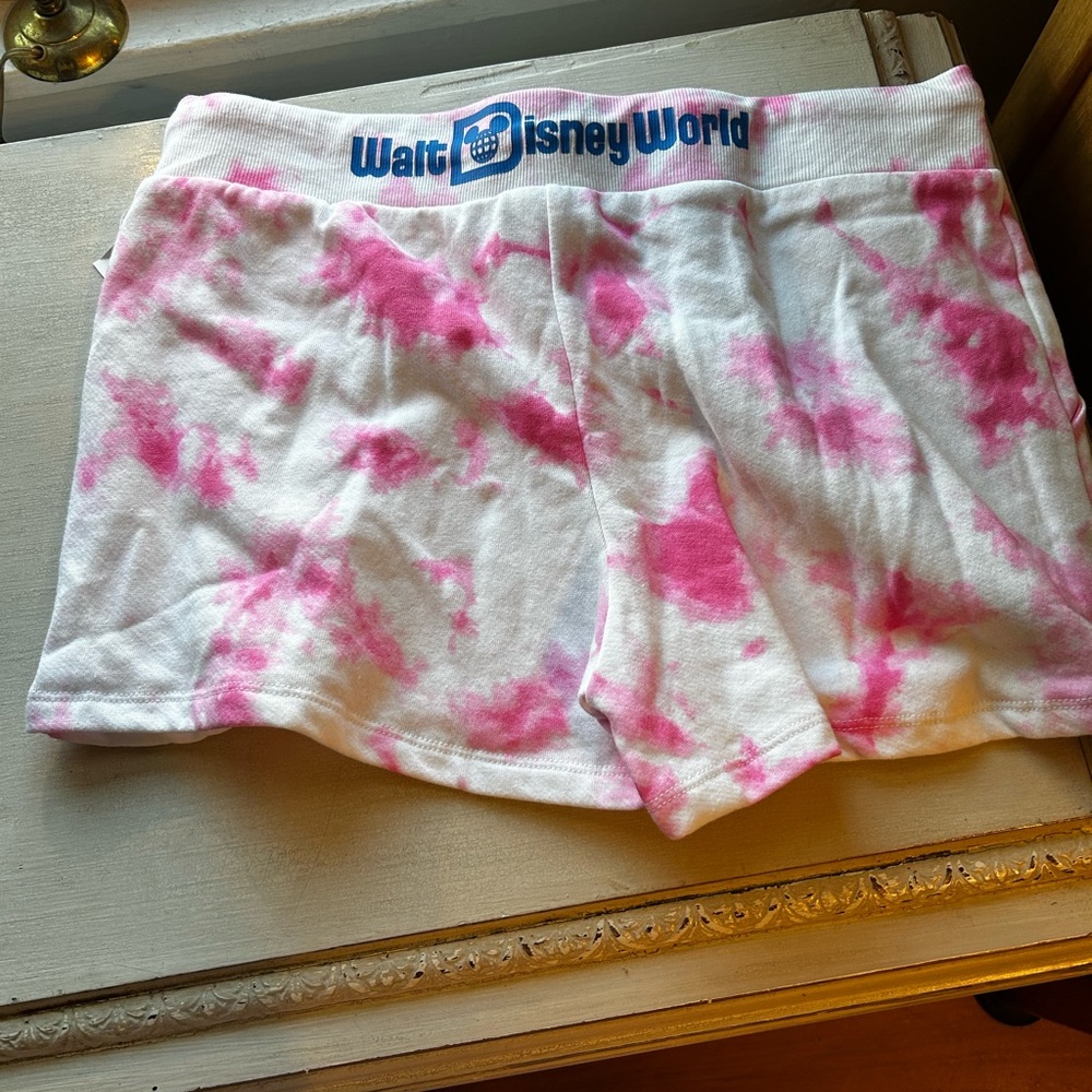 NWT Walt Disney World Pink Tie-Dye Lounge Shorts/Size Large